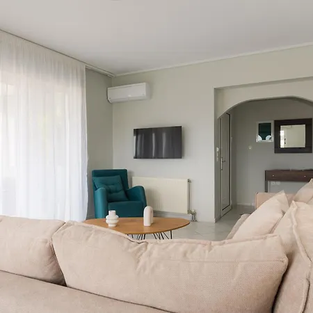 דירה Vasilopoulos Residences - Ioni & Neso, Eliana & Melanthia ארגוסטולי